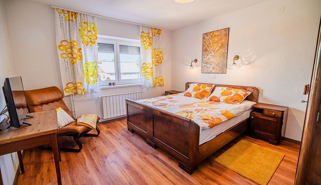Triple Room with Balcony & Breakfast at Ančkin kot in Cerknica