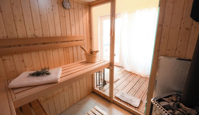 Tweet apartments