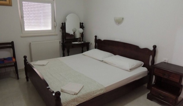 Two bedroom apartment with terrace and sea view Kaštel Stari, Kaštela (A-12104-b)