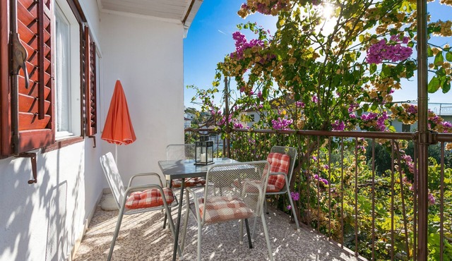 Two bedroom apartment with terrace and sea view Seget Vranjica, Trogir (A-1038-a)
