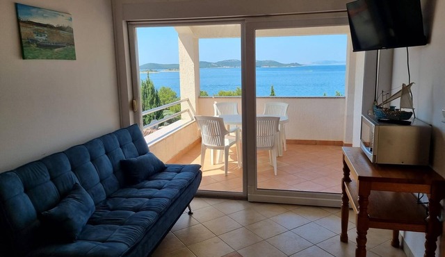 Two bedroom apartment with terrace and sea view Drage, Biograd (A-24853-b)