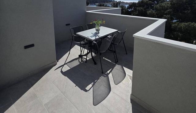 Two bedroom apartment with terrace and sea view Makarska (A-25383-c)