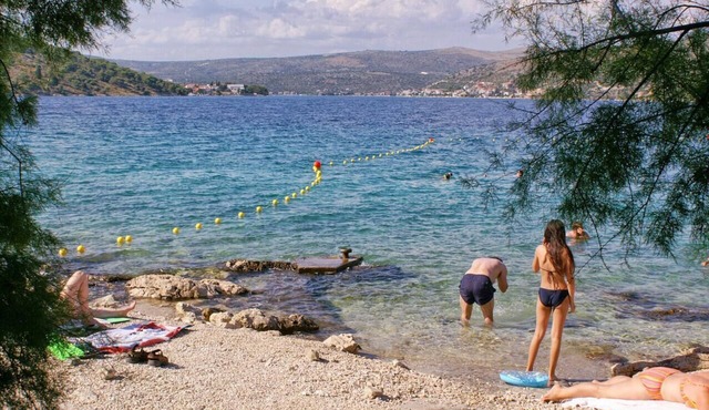 Two bedroom apartment near beach Ražanj, Rogoznica (A-2100-b)