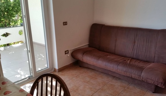 Two bedroom apartment near beach Vidalići, Pag (A-6359-g) in Zubovici