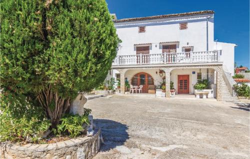 Two-Bedroom Apartment In Porec in Poreč