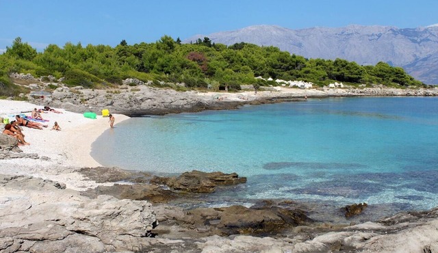 Two bedroom apartment near beach Povlja, Brač (A-762-a) in Povlja