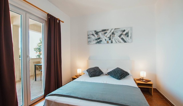 Two bedroom apartment near beach Mastrinka, Čiovo (A-11711-a)