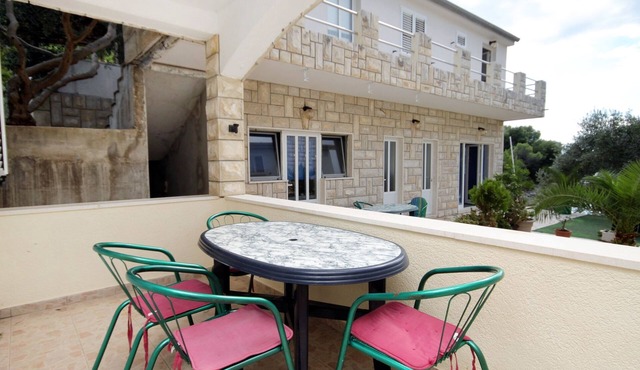 Two bedroom apartment near beach Cove Jedra, Hvar (A-2583-d)
