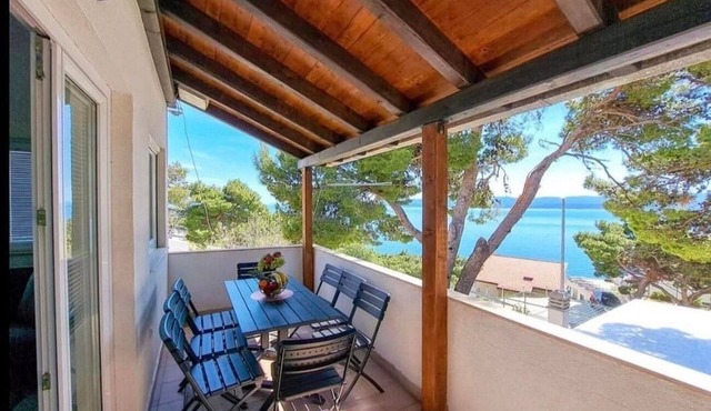 Two bedroom apartment with terrace and sea view Medići, Omiš (A-23741-a)