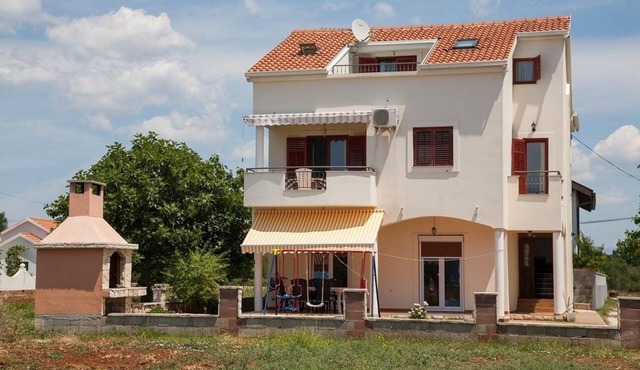 Two bedroom apartment with terrace and sea view Sukošan, Zadar (A-12313-c)
