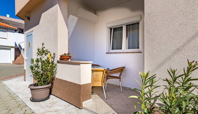 Two bedroom apartment with a swimming pool Baška, Krk (A-19432-b)