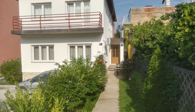Two bedroom apartment with air-conditioning Zagreb (A-14890-a)