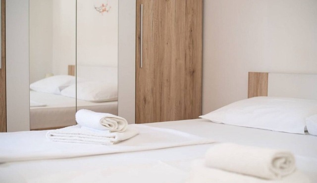Two bedroom apartment with balcony Kaštel Kambelovac, Kaštela (A-22444-a)