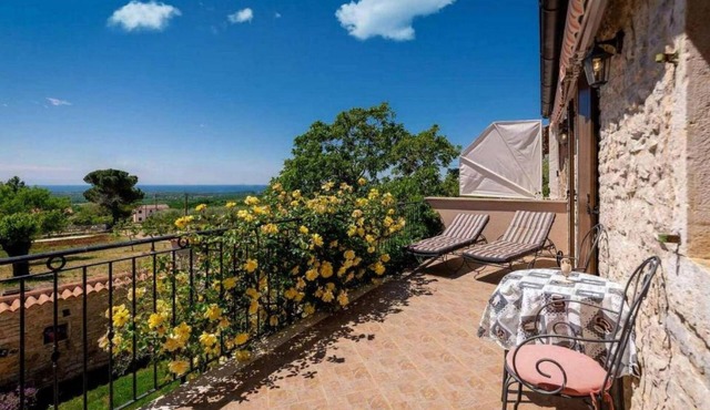 Typical Istrian stone house,6 persons,beautiful panoramic view of the sea,garden in Kastelir