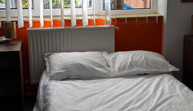 Ultra central room, ready for a good night sleep! in Târgu Mureș