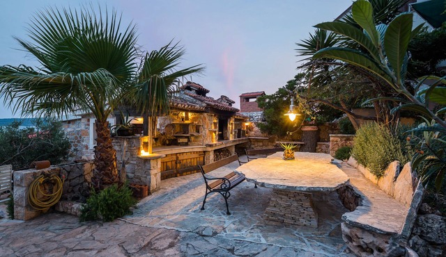 Unique Holiday Homes in Zavala in Jelsa / Zavala