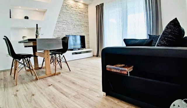 Vacation apartment/apartment for 4 guests with 65m² in Supetarska Draga (73258)