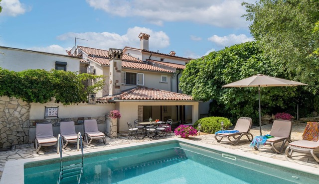 Vacation home Gianni by Interhome