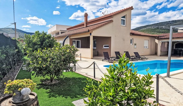 Vacation home Luka by Interhome