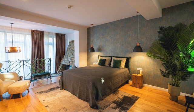 Vasiloaica Guesthouse – 3 En-suite Bedrooms & Authentic Charm in Pleașa