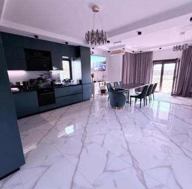 VILA Neptun Jacuzi SPA in Săcele