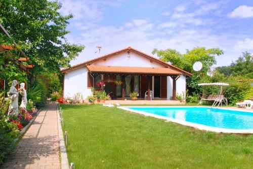 Vila Poiana in Bucharest