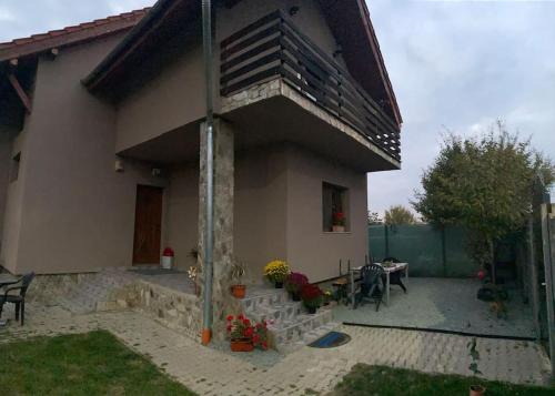 Vila primitoare in apropiere de aeroport in Ghiroda