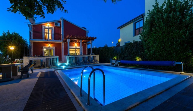 Villa Šušnjara - Six Bedroom Villa with private pool