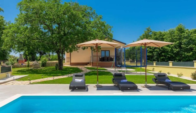 Villa Aniva by Interhome