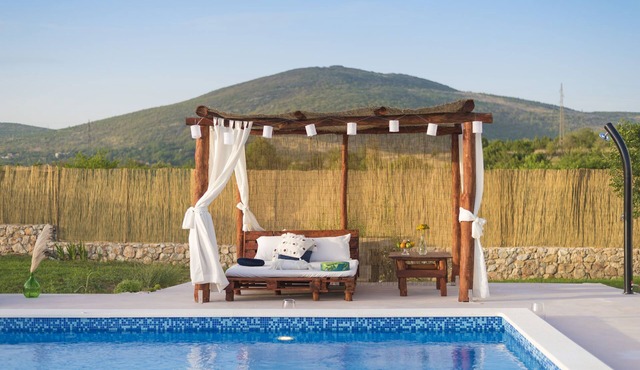 Villa Art (V1501-K1) - Dugopolje