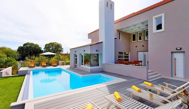 Villa Bozica - Modern villa with pool in Zupa in Župa