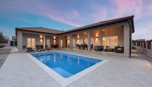 Villa Casa Kasijan | Adriatic Luxury Villas in Debeljak