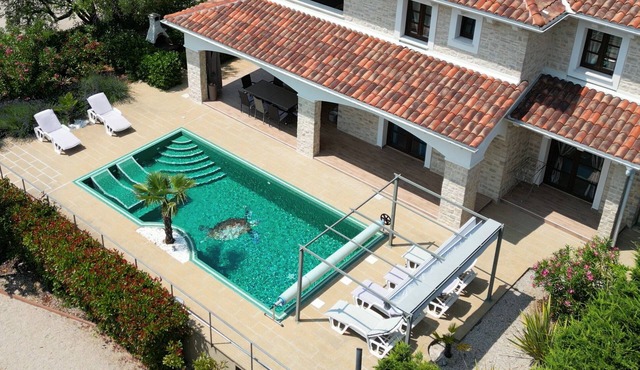 Villa CECILIA (5*): Stone house, heated indoor pool, big outdoor pool, fitness