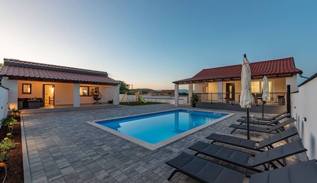 Villa Chivas ZadarVillas