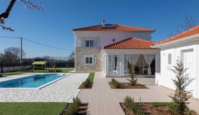 Villa Darina | Adriatic Luxury Villas