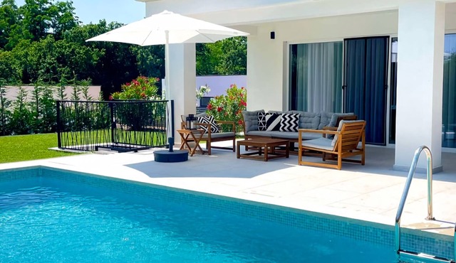 Villa Destiny *, Istria-Croatia, your private paradise in Istria
