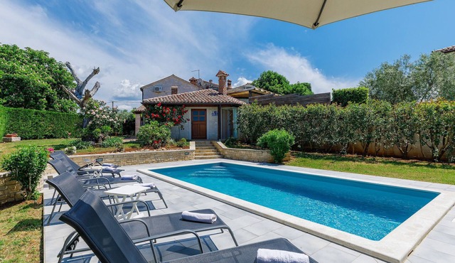 Villa Dina by Interhome in Poreč