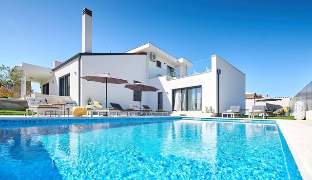 Villa Dolcea in Kastel