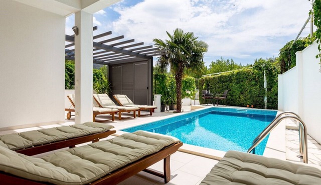 Villa Duce in Omis, private pool