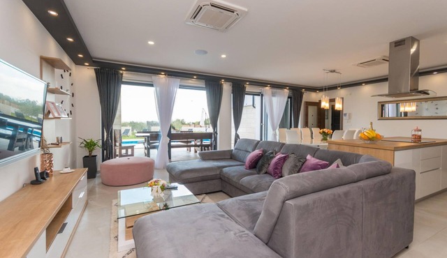 Villa F A Zadarvillas