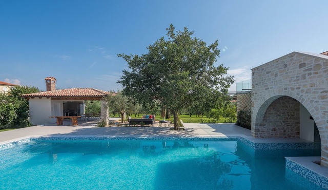 Villa Fiorini nearby Novigrad – Crovillas GmbH