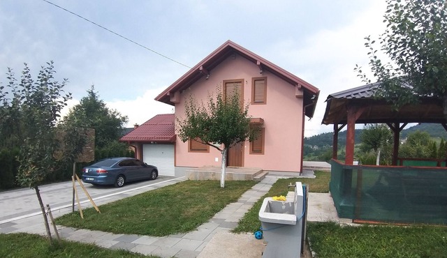 Villa for green quiet holiday near Sarajevo in Hadžici
