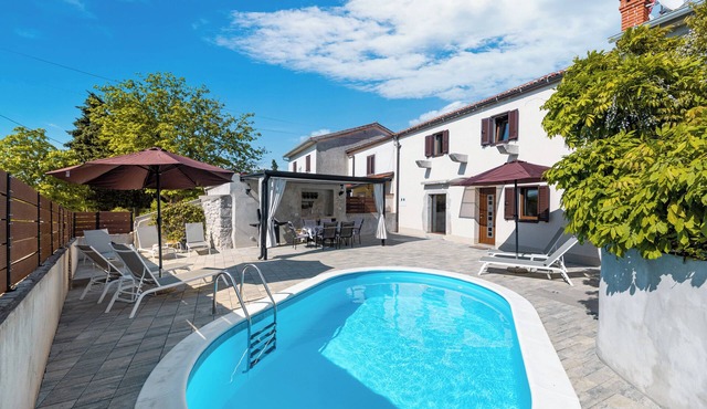 Villa Franka with heated pool (Kvarner - Milohnići)