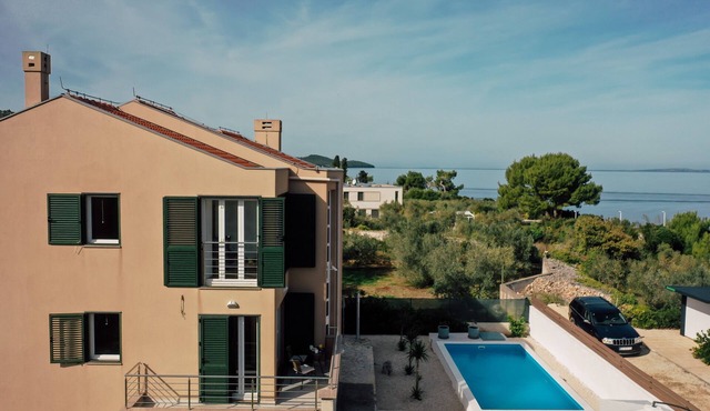 Villa Frida with Swimming Pool
