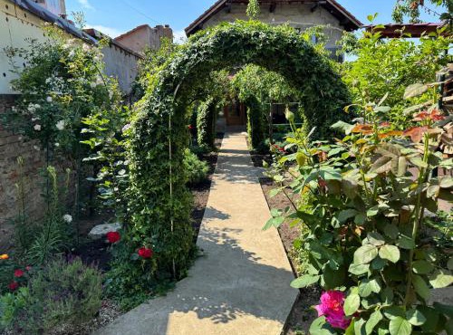Villa Garden in Drobeta-Turnu Severin
