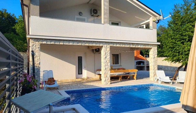 Villa "Haus mit pool" mit eigenem Pool by Interhome in Donji Zagon