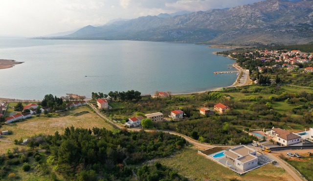 Villa Imortelle with pool and sea view