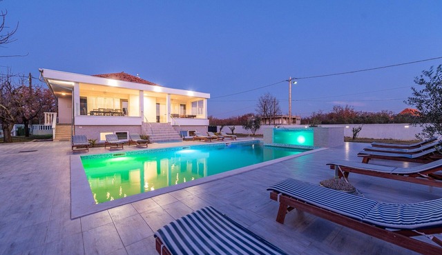 Villa in Galovac with Pool near Zadar