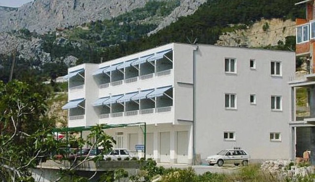 Villa in Nemira with Sea Views and Hiking