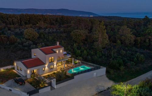 Villa Izabel with hot Whirpool in Krnica